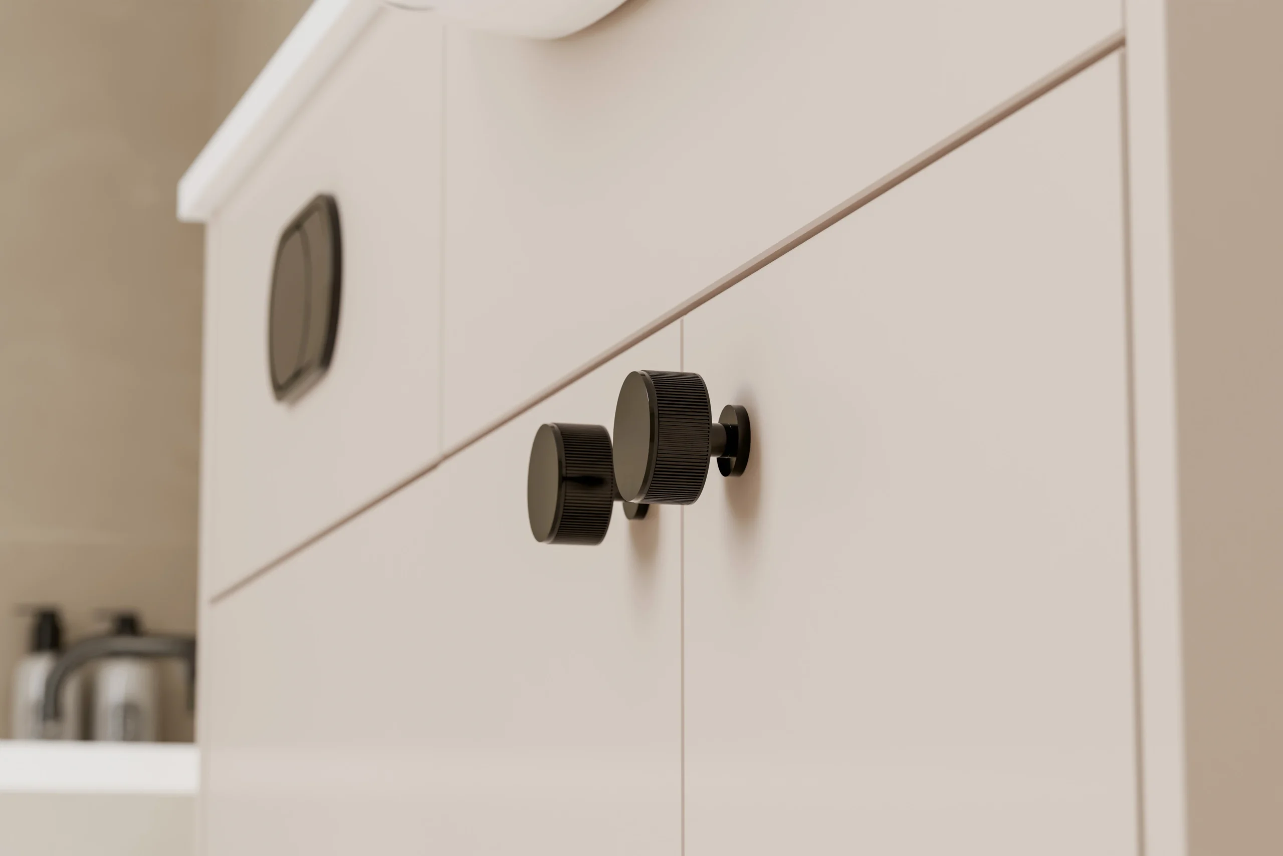 zaneti-d5-cashmere-regent-handle-detail